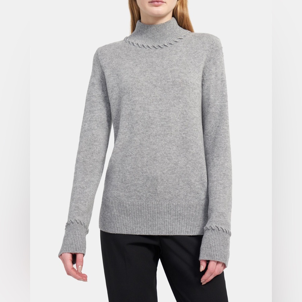 Theory Sweater Whipstitched Turtleneck in Cashmere